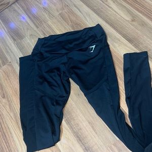 Black gymshark leggings